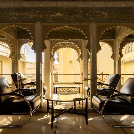 Raas Devigarh Hotel Delwara Exterior photo